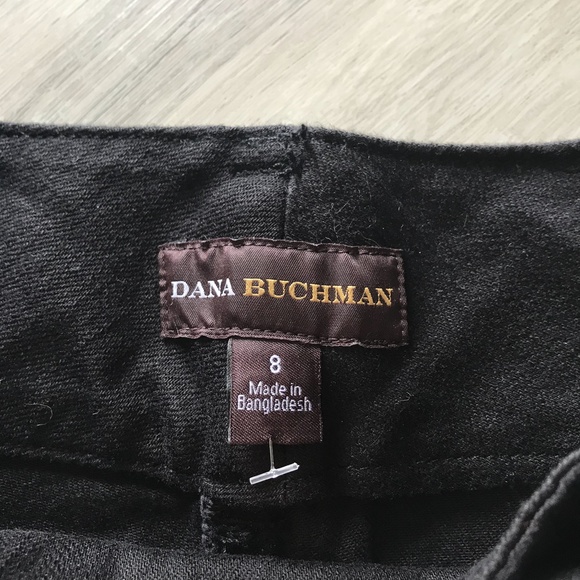 Dana Buchman sz 8 Black Capri Pants with Belt - Picture 3 of 9